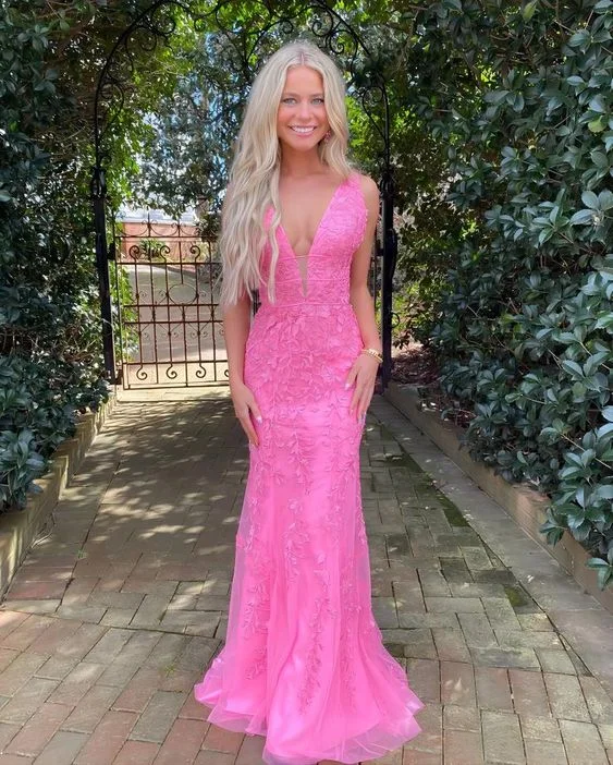 Sheath DressCharming Mermaid V Neck Hot Pink Lace Long Prom Dresses Y1028