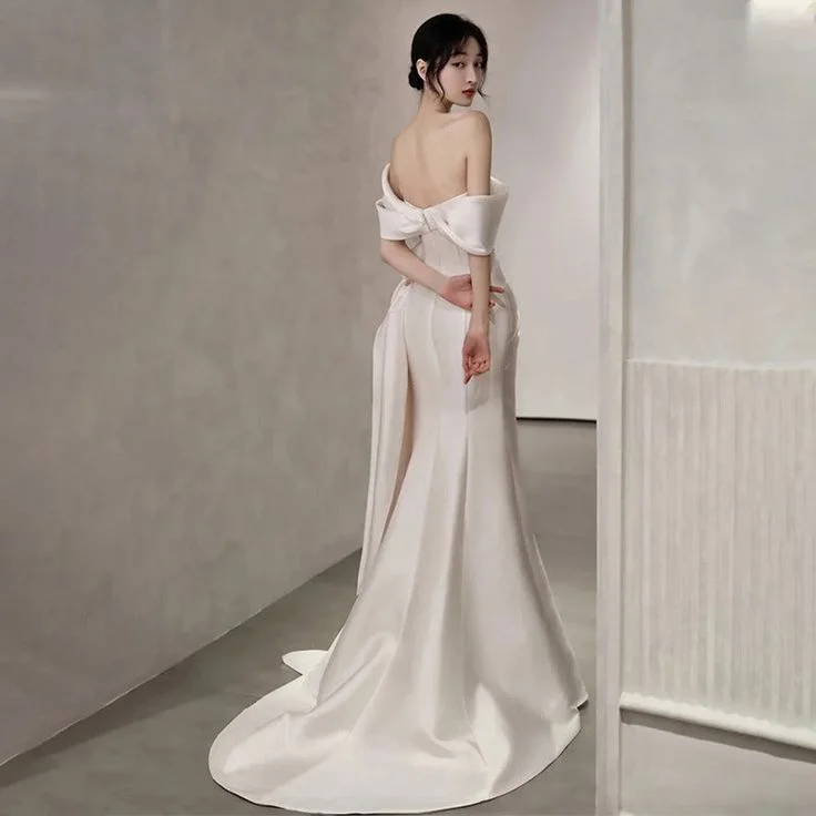 Peter Pan Collar DressVintage Off Shoulder Satin Wedding Dress White Mermaid Long Prom Dress with Slit C305 Peter Pan Collar DressVintage Off Shoulder Satin Wedding Dress White Mermaid Long Prom Dress with Slit C305