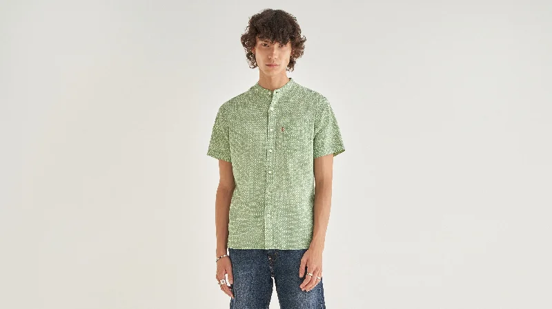 Men's Checked Short-Sleeve Shirts for Summer FunLevi's® Men's Short-Sleeve Banded Collar Shirt Men's Checked Short-Sleeve Shirts for Summer FunLevi's® Men's Short-Sleeve Banded Collar Shirt