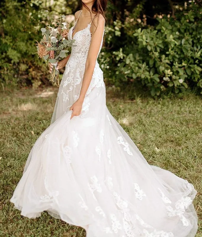 women's curve-hugging dressesWomen A-Line Appliques Wedding Dresses V-Neck Sleeveless Lace Bridal Gowns YWD230 women's curve-hugging dressesWomen A-Line Appliques Wedding Dresses V-Neck Sleeveless Lace Bridal Gowns YWD230