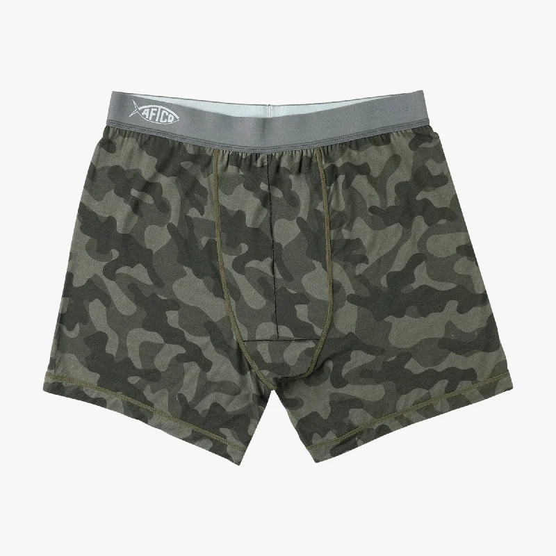 Men's Pants with Moisture-Wicking PropertiesTackle Camo Boxer Brief