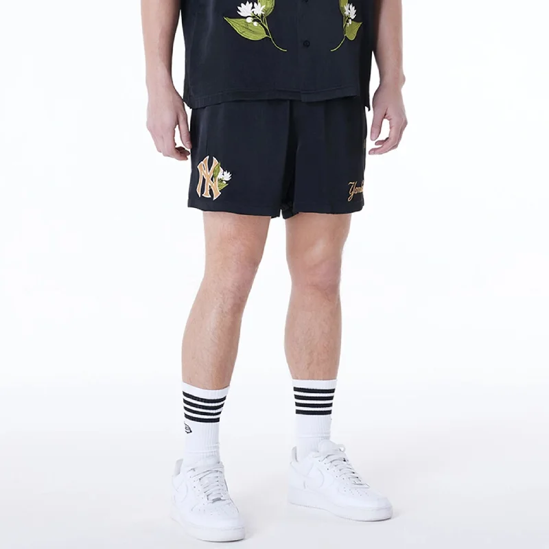 Men's Pants with UV ProtectionNew York Yankees MLB Woven Black Shorts
