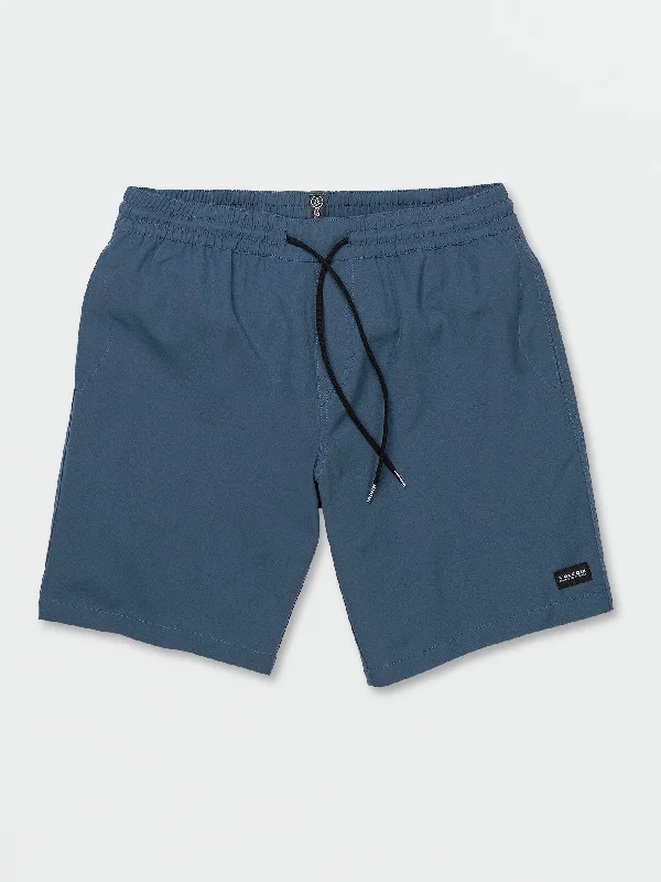 Men's Pants with Welt PocketsStones Hybrid Elastic Waist Shorts - Smokey Blue