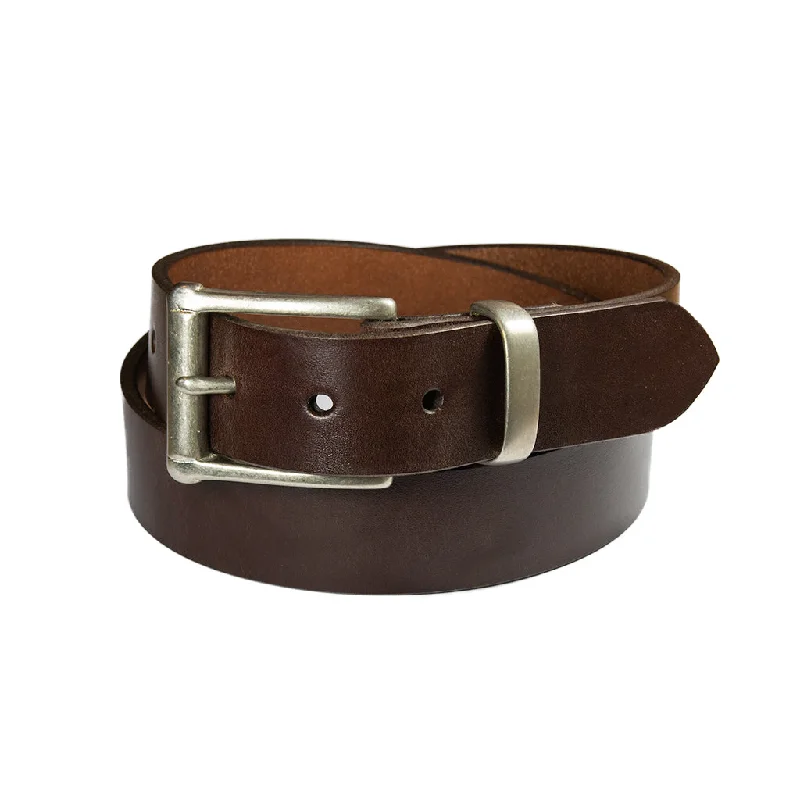 Men's Tapered JeansBarnes & Moore Leather Belt