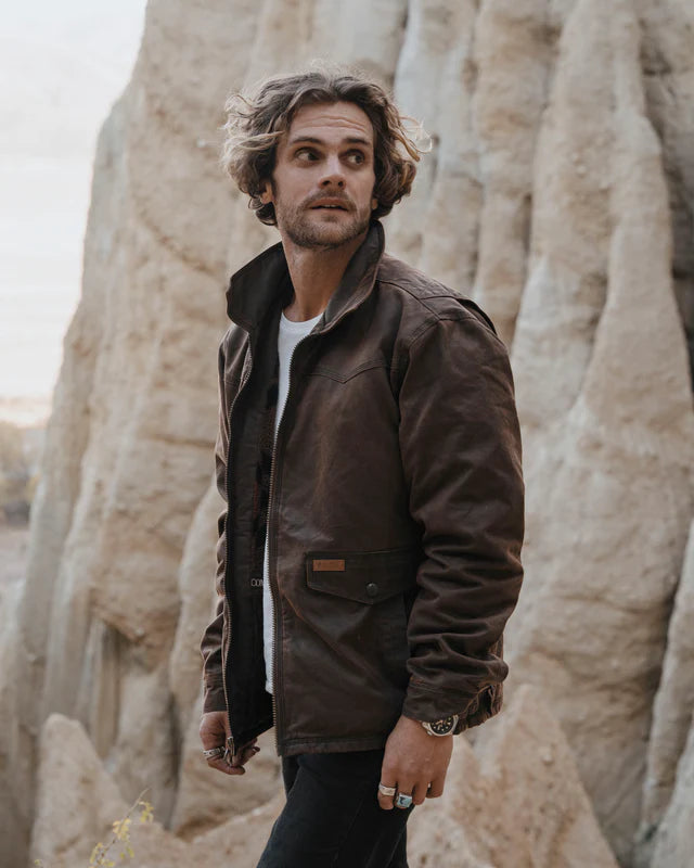 Men's Coats with Contrast StitchingOutback Men's Jacket/2801