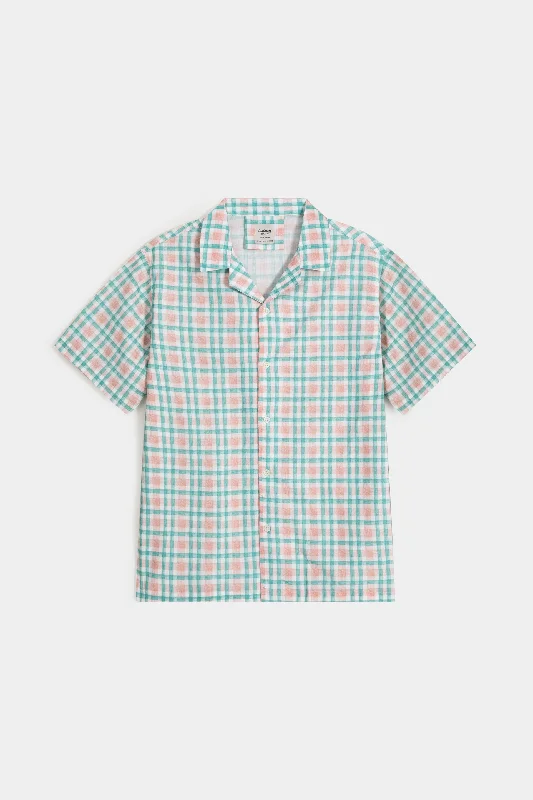 Men's Weekend Shirts for Leisurely OutingsPrinted Checkered Shirt