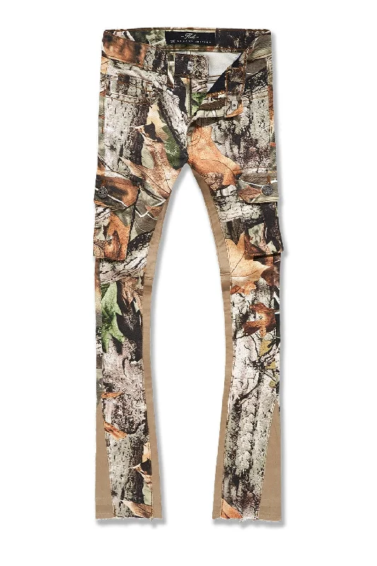 Men's Jeans with a Destroyed LookKids Stacked Camo Cargo Denim (Real Tree)