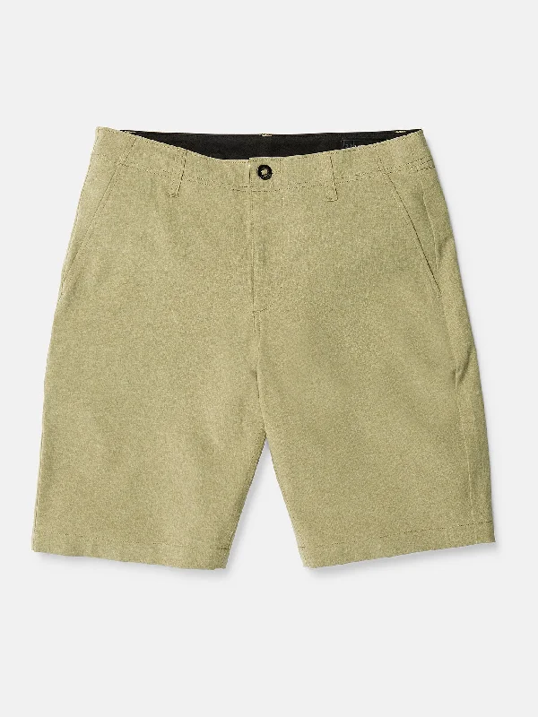 Men's Pants with Functional PocketsKerosene Hybrid Shorts - Khaki