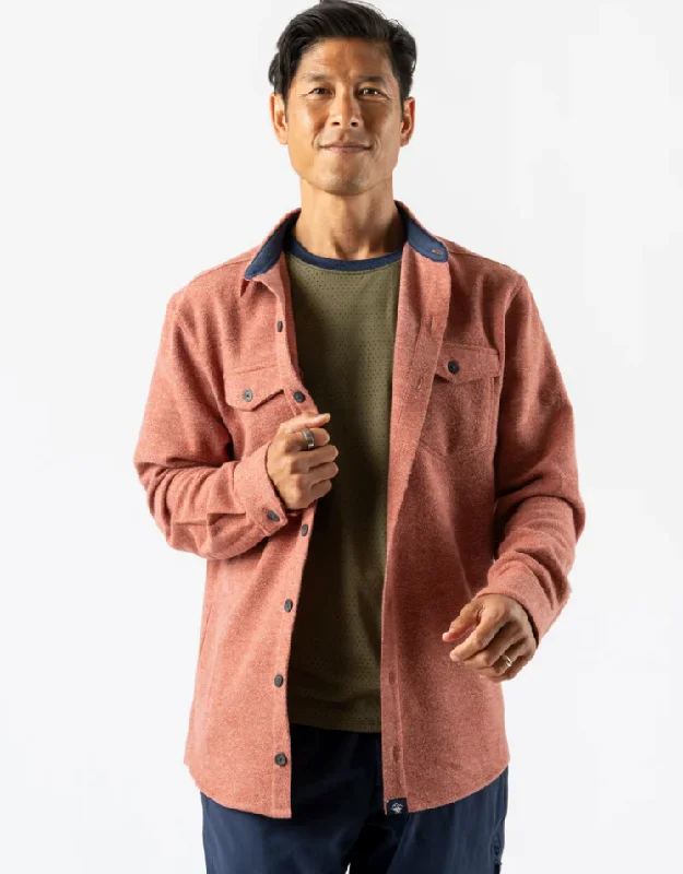 Cool Men's Pea CoatsMen's Rabbit High Country Long Sleeve Wool