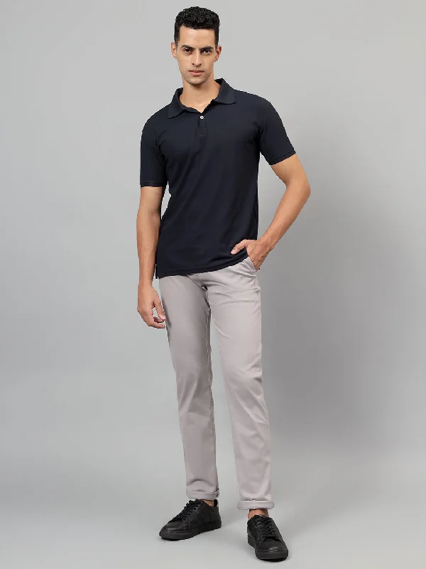 Men's Pants with Patch PocketsMen's Grey Solid Non-Pleated Casual Trouser