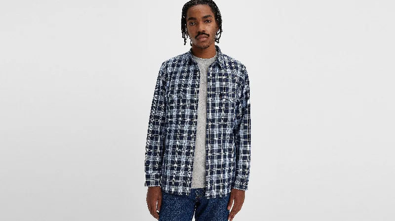 Men's French-Cuff Shirts for a Sophisticated EdgeLevi's® Men's Relaxed Fit Western Shirt Men's French-Cuff Shirts for a Sophisticated EdgeLevi's® Men's Relaxed Fit Western Shirt