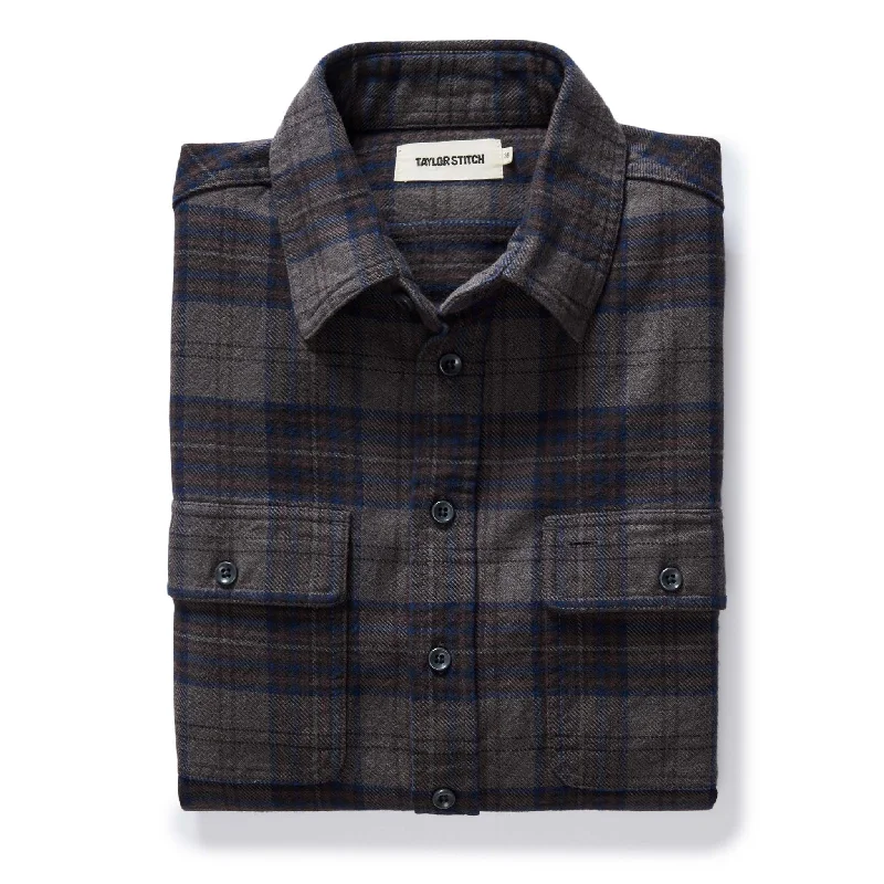 Men's Sleeveless Shirts for Summer ComfortThe Ledge Shirt in Heather Granite Plaid