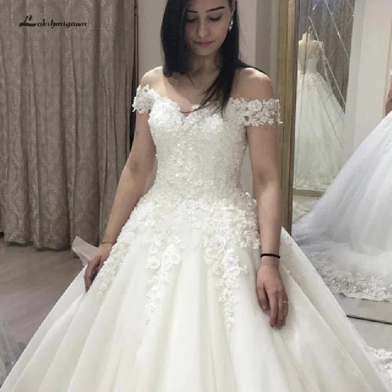 women's pear-shaped body dressesVintage Lace Tulle Wedding Gown Lace Up Back Off The Shoulder women's pear-shaped body dressesVintage Lace Tulle Wedding Gown Lace Up Back Off The Shoulder