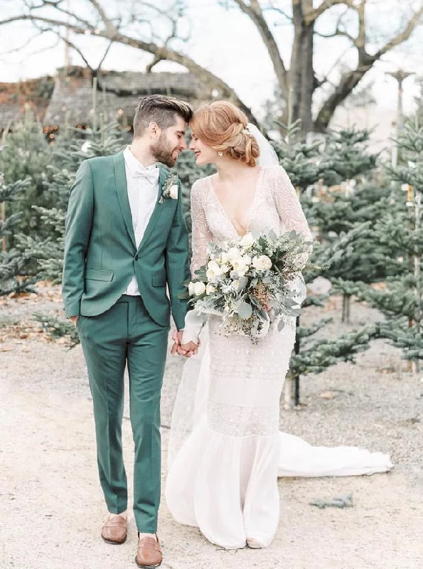 Long-Sleeve DressMermaid Deep V-Neck Long Sleeves Wedding Dress with Lace OW625