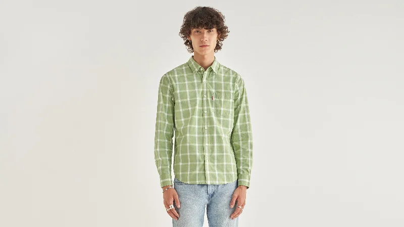 Men's Slim-Fit Shirts for a Flattering ShapeLevi's® Men's Classic Pocket Standard Fit Shirt Men's Slim-Fit Shirts for a Flattering ShapeLevi's® Men's Classic Pocket Standard Fit Shirt