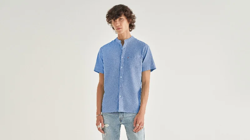 Men's Easy-Care Shirts for Busy LifestylesLevi's® Men's Short-Sleeve Banded Collar Shirt Men's Easy-Care Shirts for Busy LifestylesLevi's® Men's Short-Sleeve Banded Collar Shirt