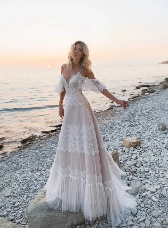 women's spaghetti strap dressesLong Sweetheart Heart Tulle Wedding Dress With Lace