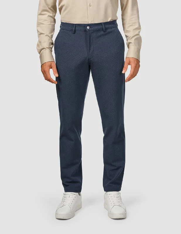 Men's Tapered Pants for a Slimming EffectGEN2 Pants Regular Signature Navy