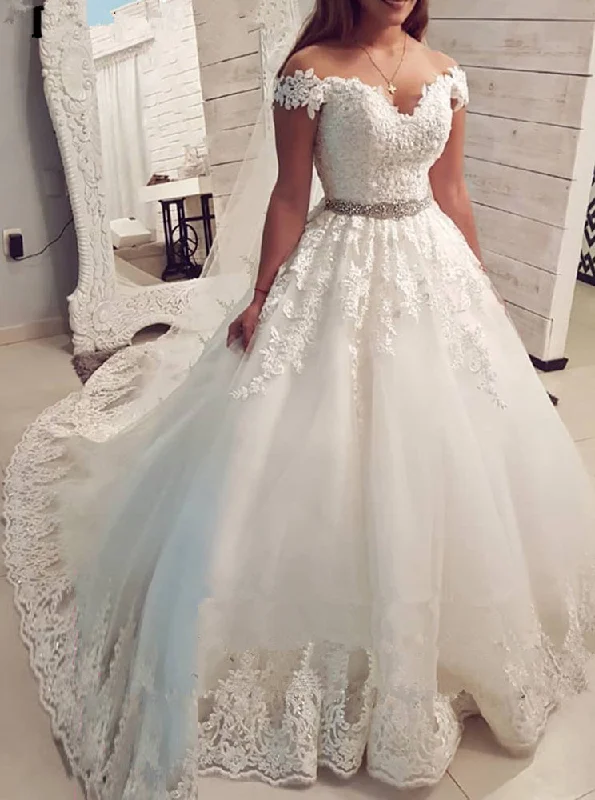 Chic DressOff The Shoulder V-neck Beading Wedding Dresses With Appliques