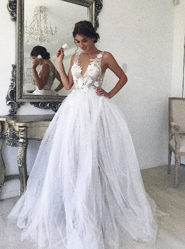 women's easy-to-wear dressesA-line White V-neck Boho Wedding Dresses Tulle Beach Bridal Gown women's easy-to-wear dressesA-line White V-neck Boho Wedding Dresses Tulle Beach Bridal Gown