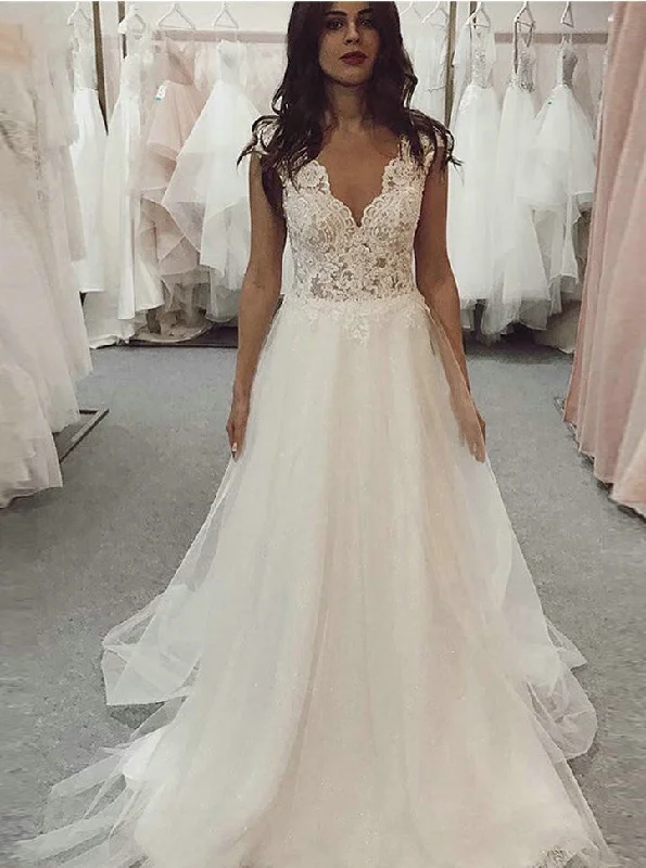 Minimalist DressA-line V-neck Sleeveless Tulle Wedding Dresses With Lace Appliques Minimalist DressA-line V-neck Sleeveless Tulle Wedding Dresses With Lace Appliques