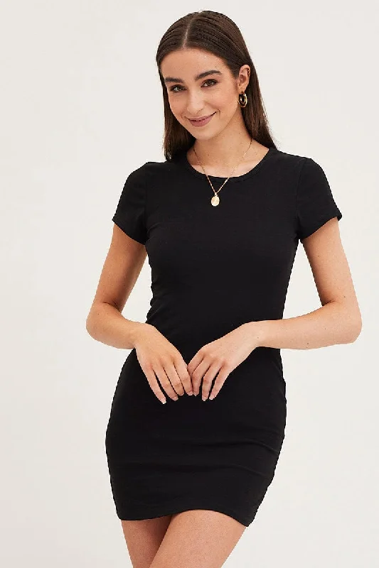 women's maximalist dressesBlack Dress Short Sleeve Crew Neck