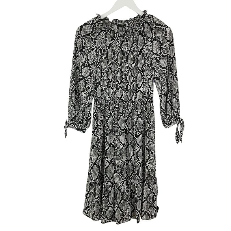 Short-Sleeve DressDress Casual Short By Talbots In Snakeskin Print, Size: Petite   S